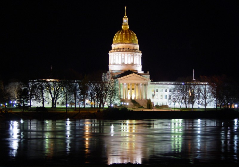 wv_capitol_charleston_west_virginia e1439998907496